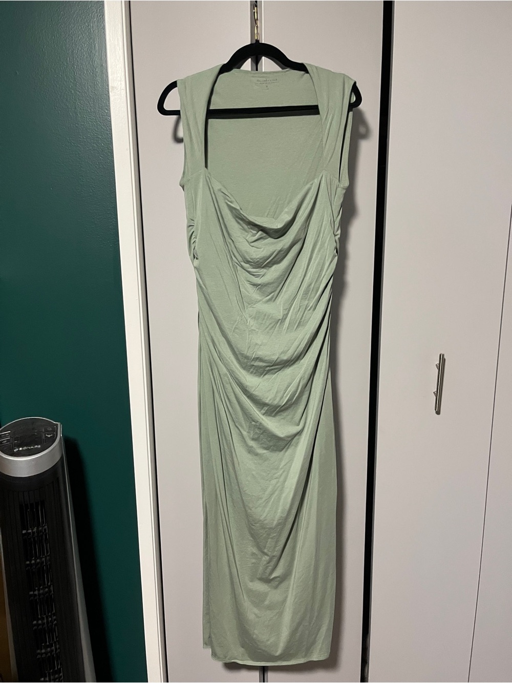 Abercrombie & Fitch Sleeveless Cowl Maxi Dress in Sage